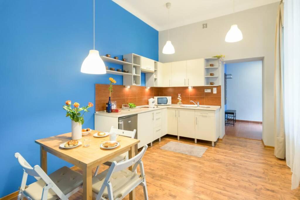 The Quiet Blue Home In The City Center! Krakau Exterior foto